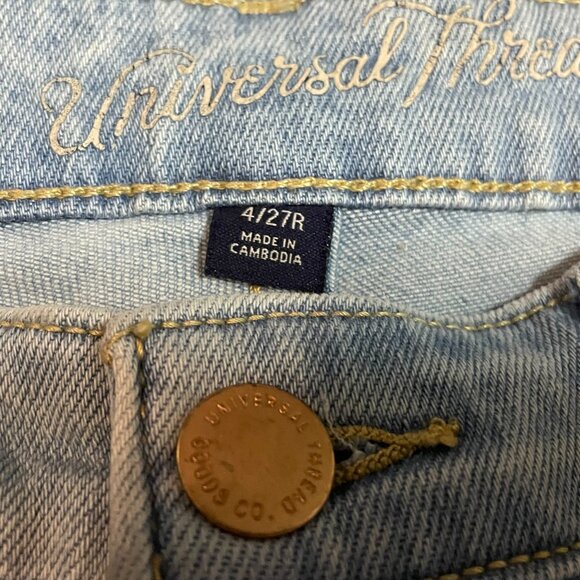 Universal Thread High Rise Button Fly Skinny Jeans - Picture 6 of 6